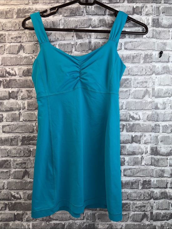 lululemon athletica Tops - Lululemon Turquoise Sleeveless top